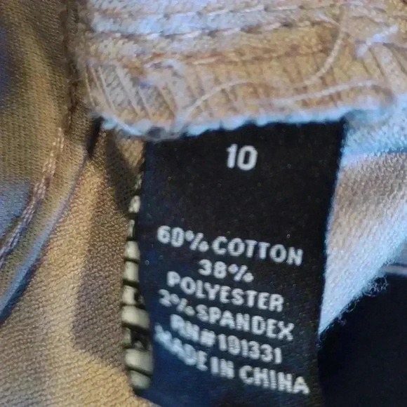 Women's Refuge shorts dark lavender size 10 - Picture 5 of 5